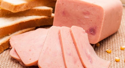 餐桌上的隐形杀手 加工肉制品为何被医生列入黑名单